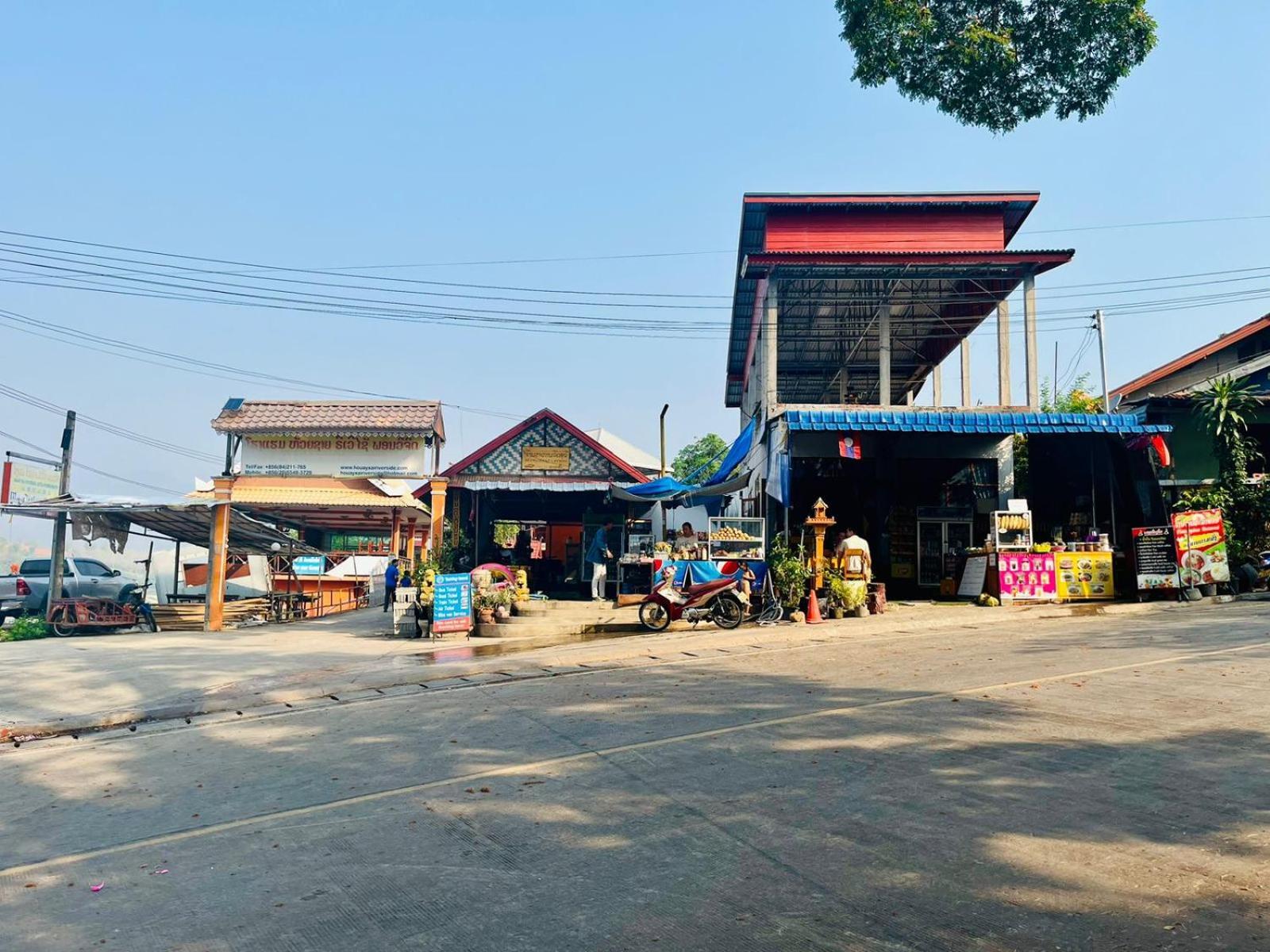 1 Min To Slow Boat Guesthouse Konekeo Exterior foto