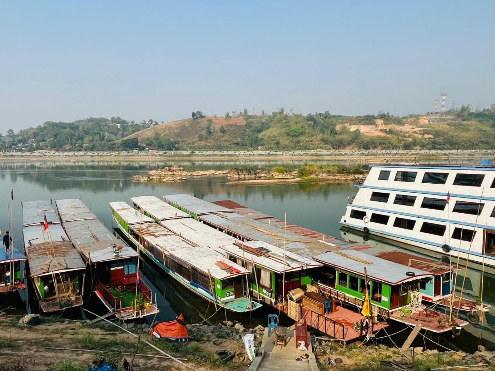 1 Min To Slow Boat Guesthouse Konekeo Exterior foto